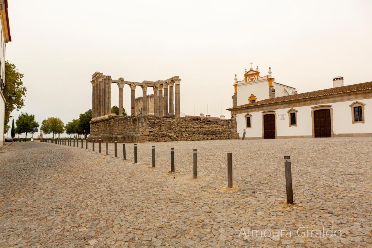 Апартаменты Almoura Giraldo Centro Historico Эвора Экстерьер фото